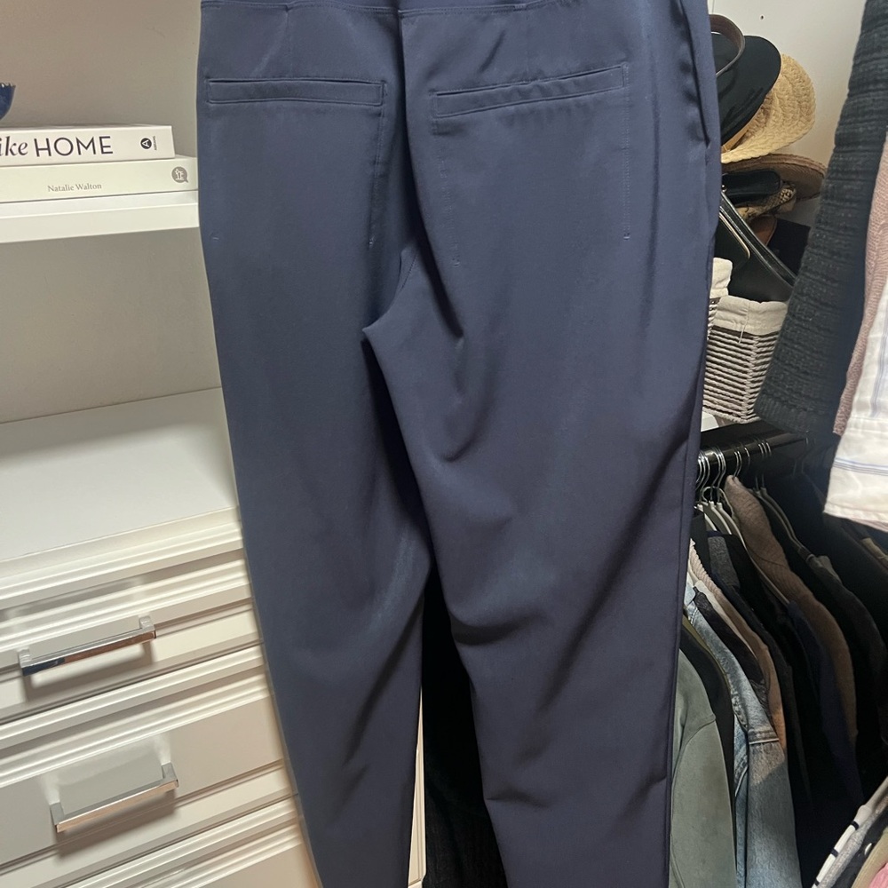 Women’s Athleta Endless TALL pants Navy